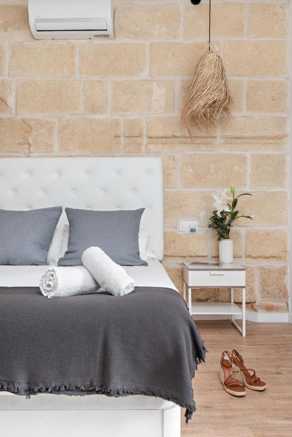 סיוטאדלה Hotel Boutique Ses 5 Claus מראה חיצוני תמונה