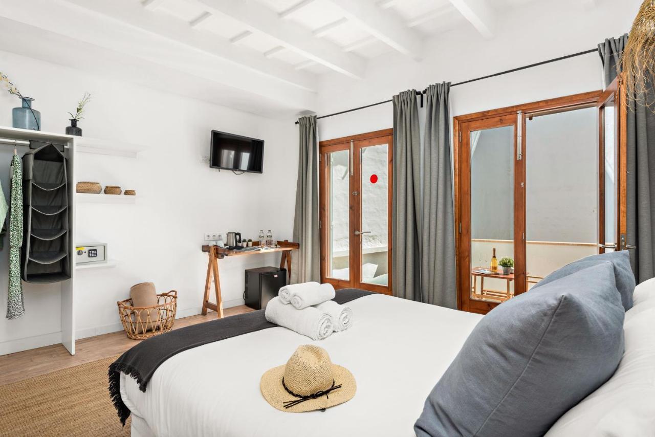 סיוטאדלה Hotel Boutique Ses 5 Claus מראה חיצוני תמונה