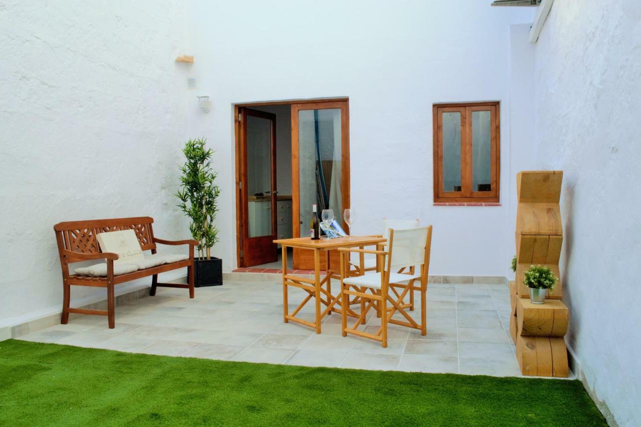 סיוטאדלה Hotel Boutique Ses 5 Claus מראה חיצוני תמונה
